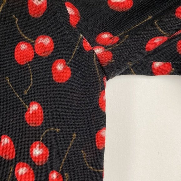 J.Crew S Cherry Print Tippi Sweater Black & Red 100% Merino Wool - Picture 6 of 12